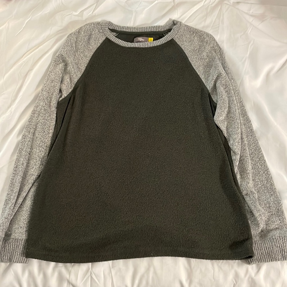 Rumi & Ryder soft lightweight sweater